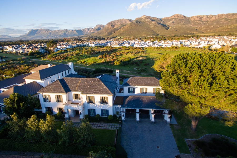 4 Bedroom Property for Sale in Val De Vie Estate Western Cape